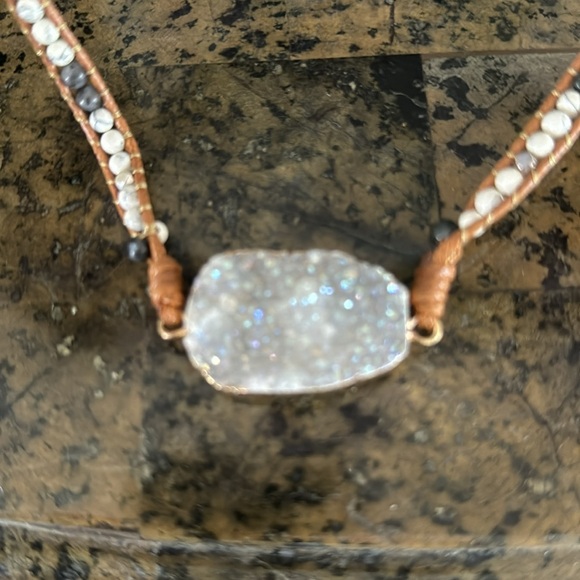 Semi precious Geode stone wrap bracelet - Picture 3 of 5